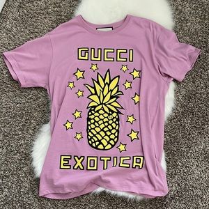💯 percent authentic Gucci pineapple t-shirt